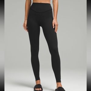 Lululemon Wunder Under Smooth Cover Leggings, in black, new with tags 25” inseam